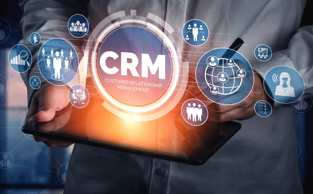 5 CRM con herramientas de marketing 2024